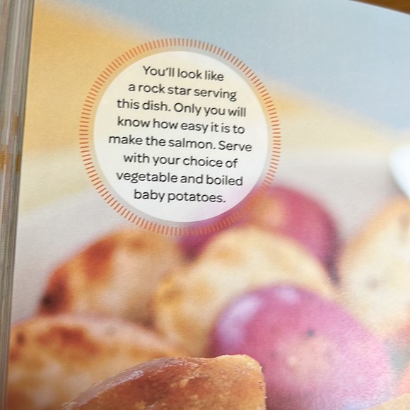 New Rachael Ray’s Look & Cook Cookbook 👀👩🍳 - Picture 4 of 9